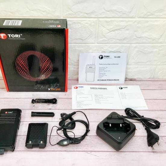 ♦ HT Toriphone TH 200 UHF walkie talkie handy talkie Tori TH200 ←