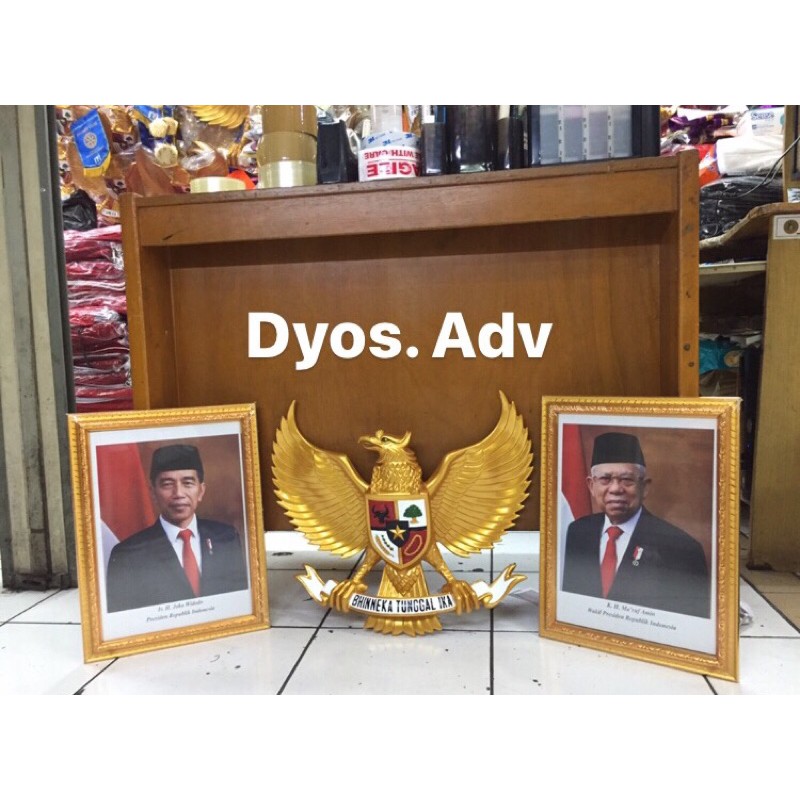 bingkai foto presiden wakil satu set dengan garuda pancasila