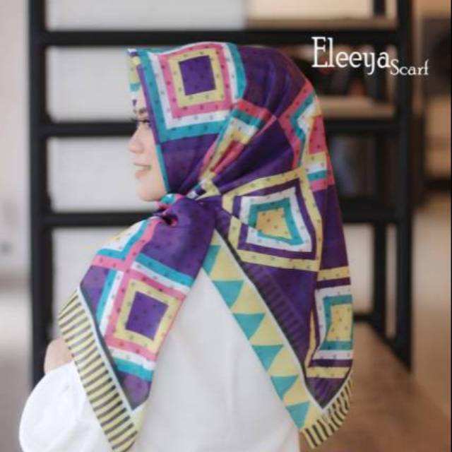 HIJAB SEGIEMPAT MOTIF ELY 74 II Eleeya Scarf