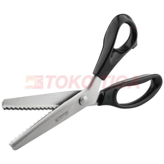 

BEST SELLER Gunting Kain ZigZag / Zig-Zag / Gerigi / Pinking Shears Ukuran 9" - Tiga MM