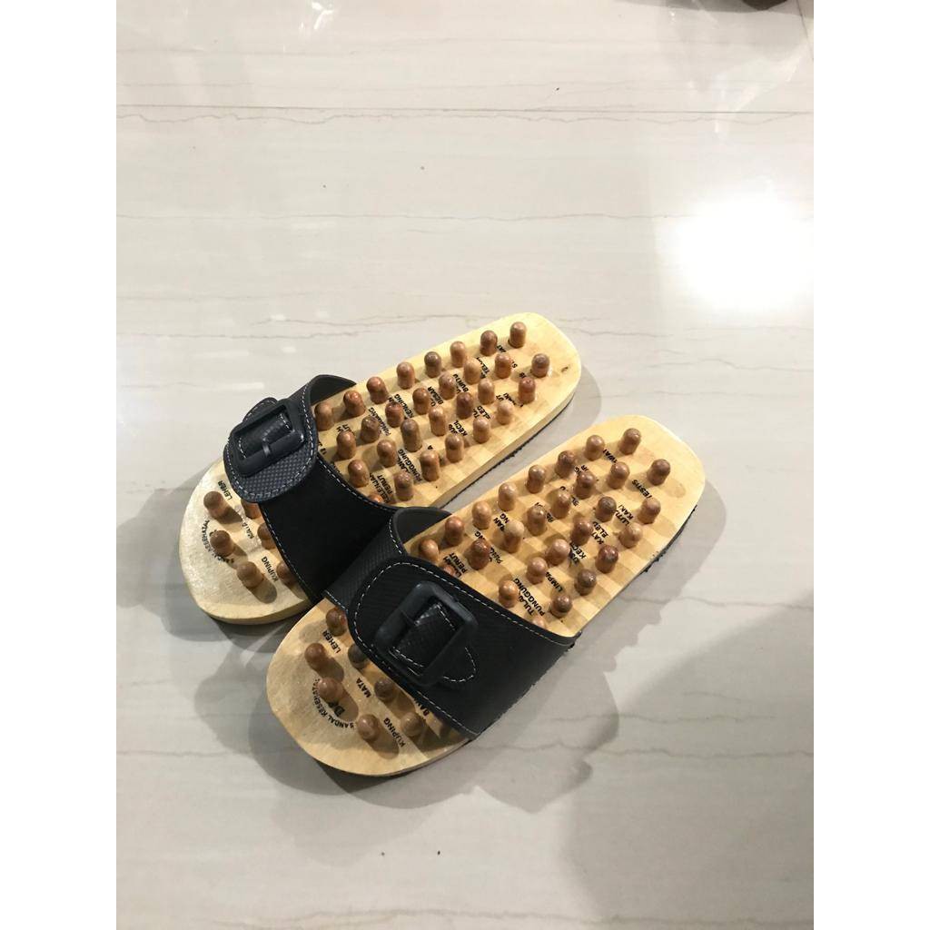 SANDAL KESEHATAN  / SANDAL REFLEKSI / SANDAL KAYU  / SANDAL REMATIK PRIA DAN WANITA / SANDAL TERAPI-NO SK 41,S.NORMAL 38