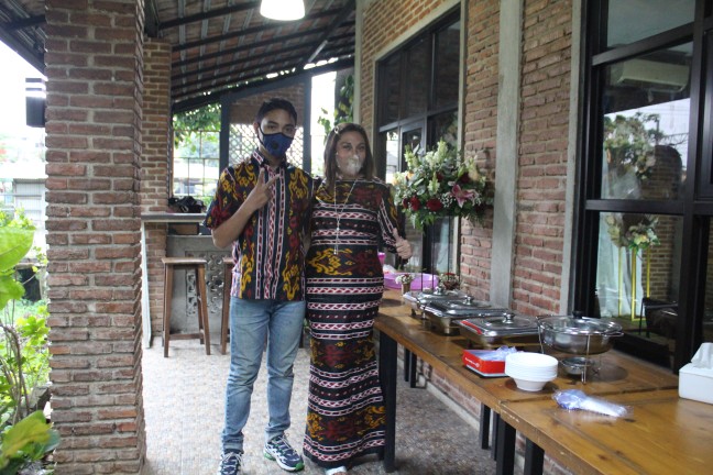 Batik Couple -  Batik Couple Keluarga Motif Songket Merah Garansi Termurah- Modern Batik Pekalongan