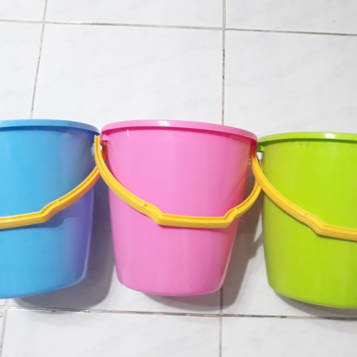 Ember Air Tantos Warna Warni Plastik Awet Kuat Tebal Premium Kapasitas 6.5L Water Bucket Basin Kecil