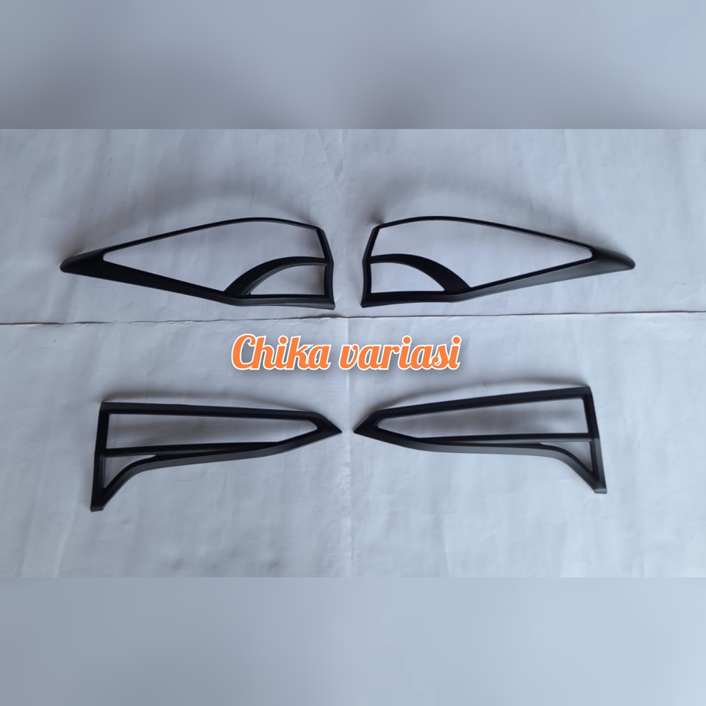 Garnish Belakang Cover Lampu Belakang Toyota Fortuner 2016 Hitam Doff