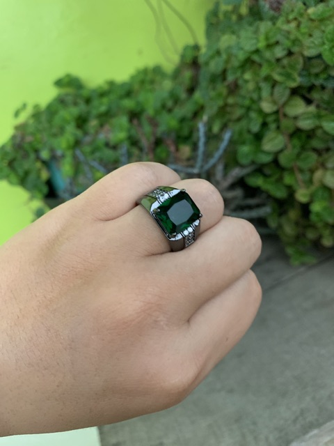 Cincin Casual Pria Akik Zamrud Hijau Emerald Green Ring Hitam 18 K Gold Filled dan Perak