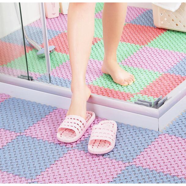 Karpet Kamar Mandi / Dapur Bahan PVC Anti Slip Ukuran 25x25cm