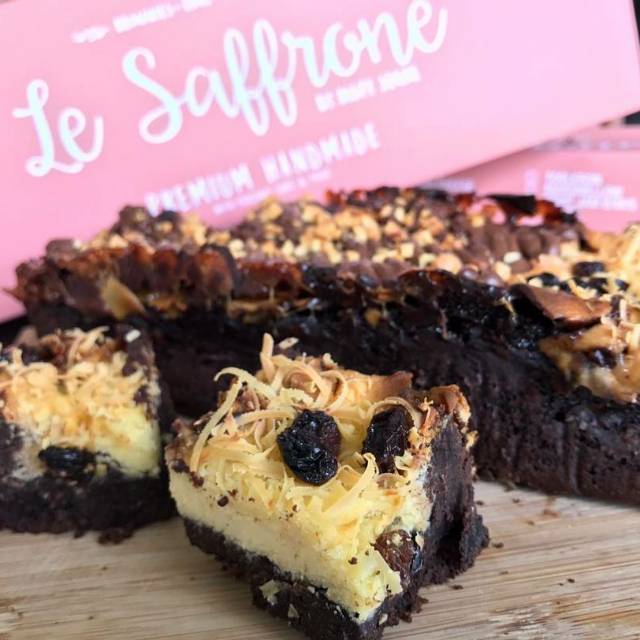 

Fudgy brownies many kinds topping