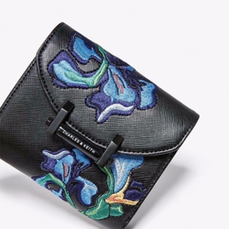 Charles&Keith Flower Wallet ORIGINAL