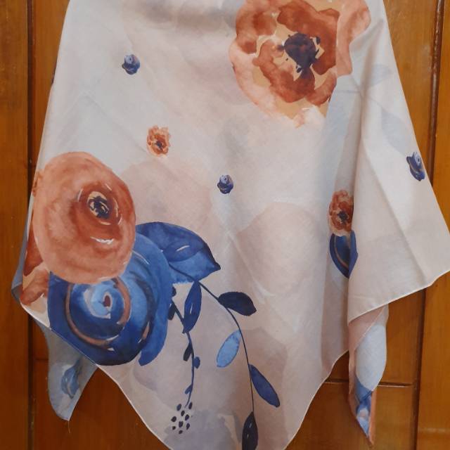 Preloved Zyta Delia Hijab