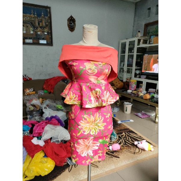 preloved dress penyanyi dress pentas