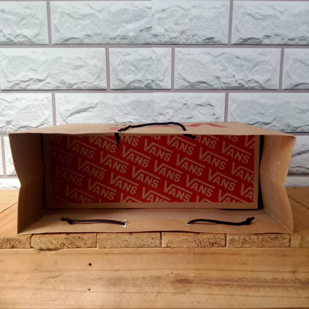 Papper Bag / Paper Bag / Tas Belanja / Kardus / Tempat Sepatu VANS