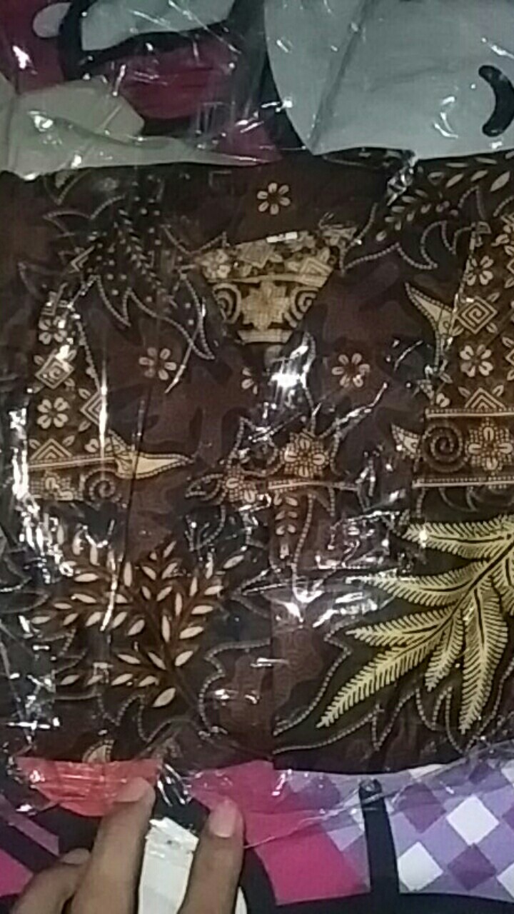 Kemeja Batik Pria Lengan Panjang Motif Daun Jati