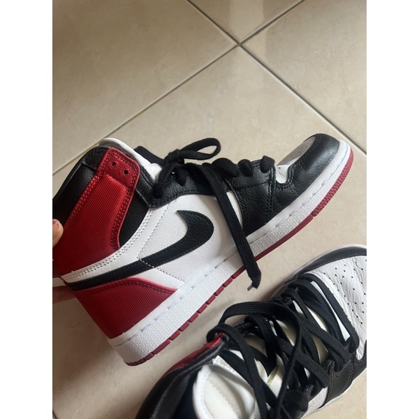 NIKE Air Jordan 1 Retro High Satin Black Toe