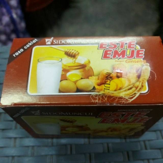 

Este Emje Sido Muncul dengan Ginseng Rasa Coklat 1pack isi 5 sachet