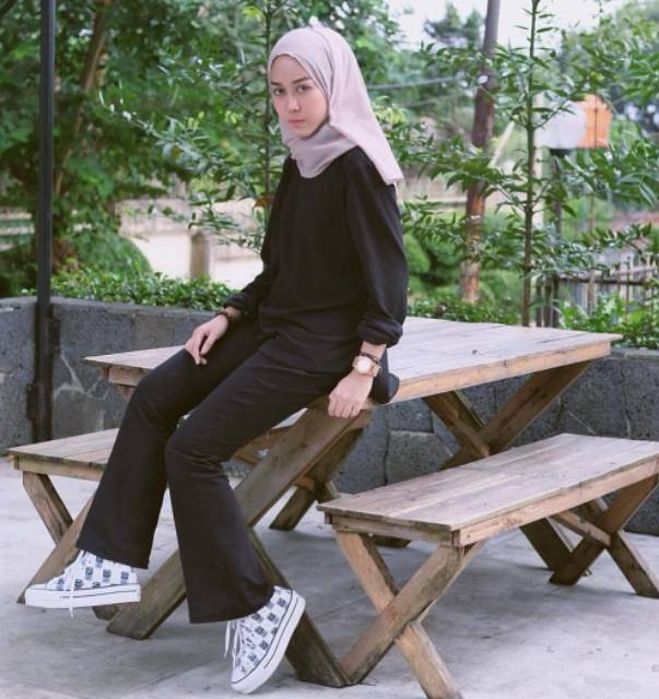 20 Ide Ootd Hijab Dengan Celana  Jeans Hitam Rot From View