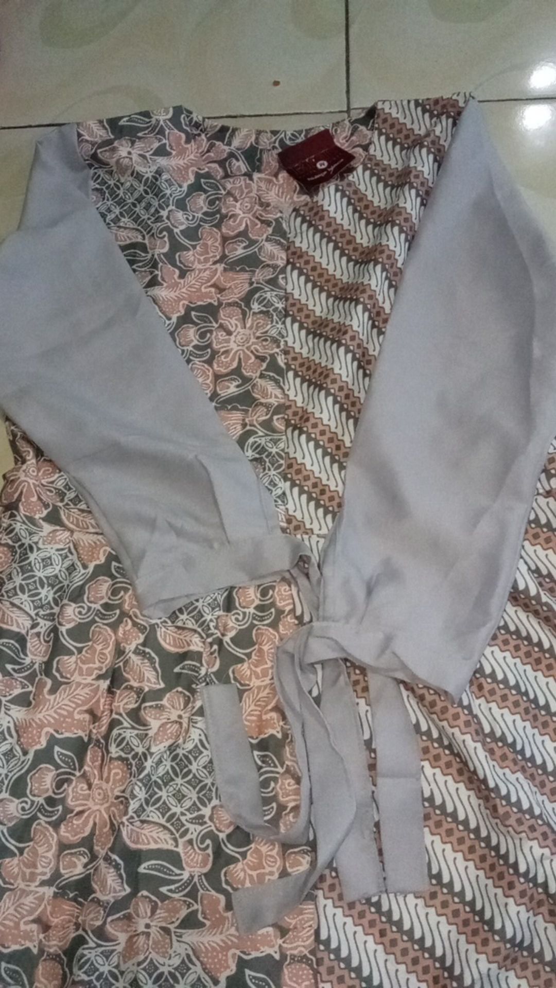 Atasan Batik Dolby Dolbi Dobby Doby Tenun Sutra Tulis Halus Katun Atbm Baron ,sarombit Atasan