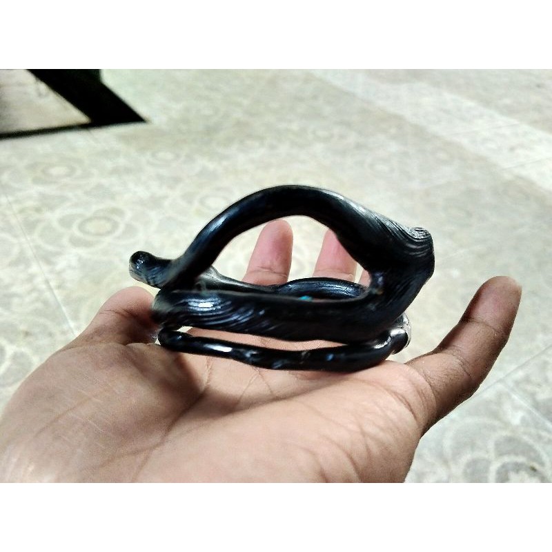 gelang akar bahar hitam combong langka