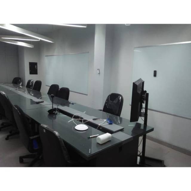 

Papan tulis kaca non tempered 8mm ( 240*120)