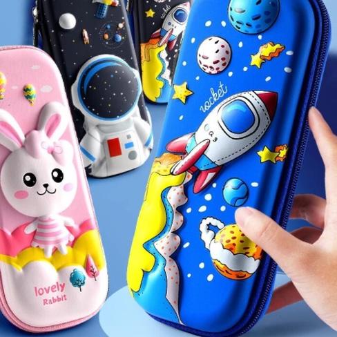 

Kotak Pensil Karakter 3D Astronot Rocket Tempat pensil unicorn CS002 ,,