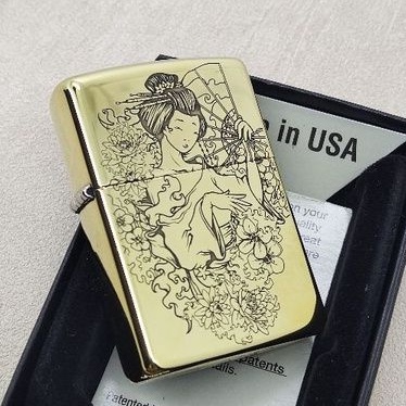 ⭐⭐⭐⭐⭐Zippo Geisha Lady Japan Original