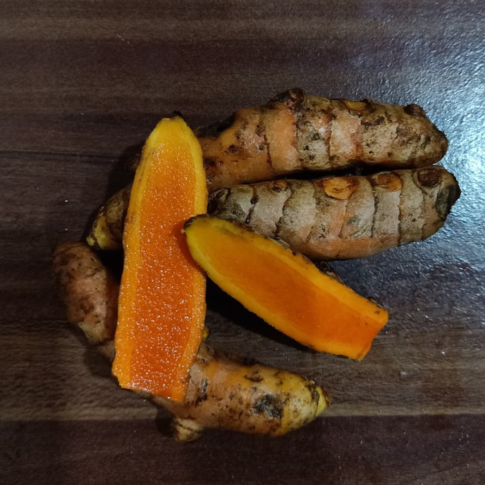 

SRUNI Kunyit 100 gr sayur cibubur