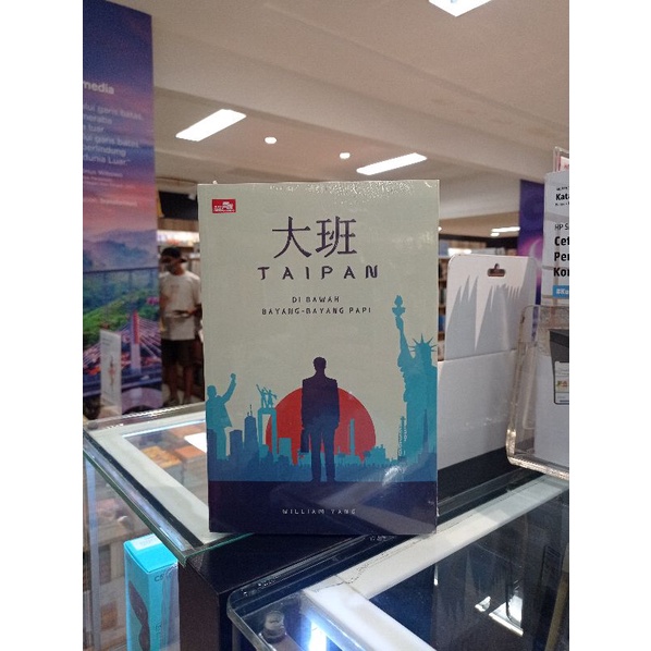 buku TAIPAN di bawah bayang bayang papi original gramedia