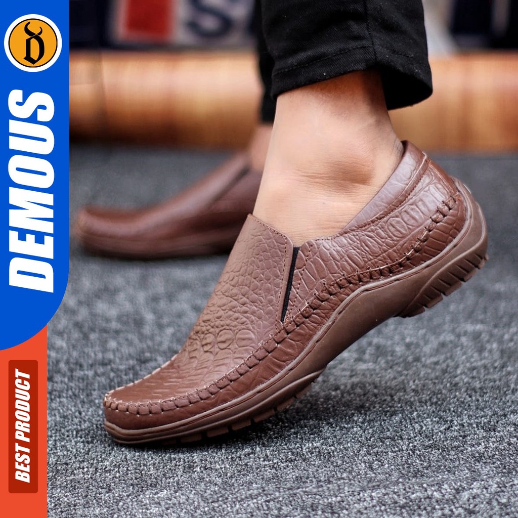 DEMOUS Crocz - Sepatu Slip On Pria Casual Kulit Asli