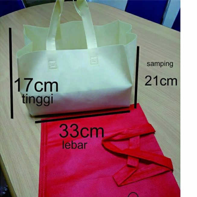 

Tas Kain Spunbond Kotak Brownies / Bakery 33x20
