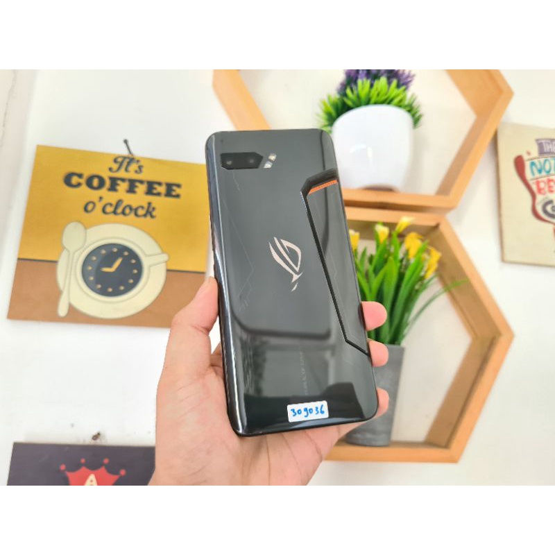 ASUS ROG PHONE 2 RAM 8/128GB SNAPDRAGON HP GAMING KECE