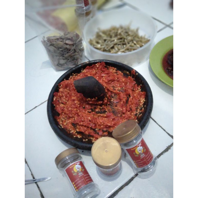 

Sambel teri enak gurih pedas manis mbk Allita