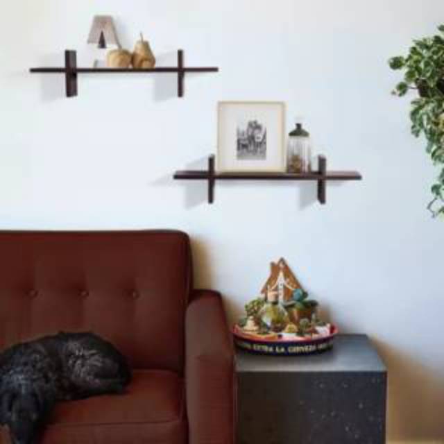 Rak dinding minimalis berpotongan