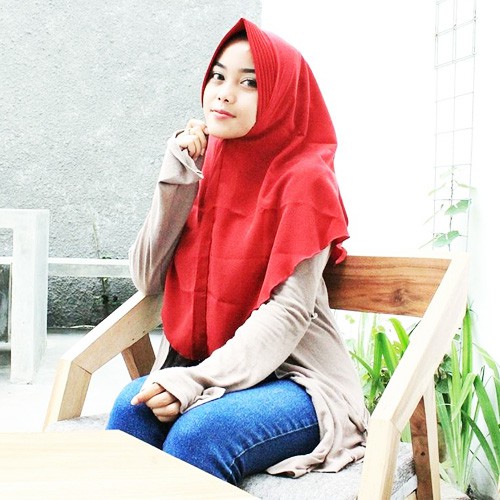 Daily Khimar Jilbab Hijab Kerudung Instan Bergo Jumbo Syari Instan Pet Antem Simple Penguin wolfis