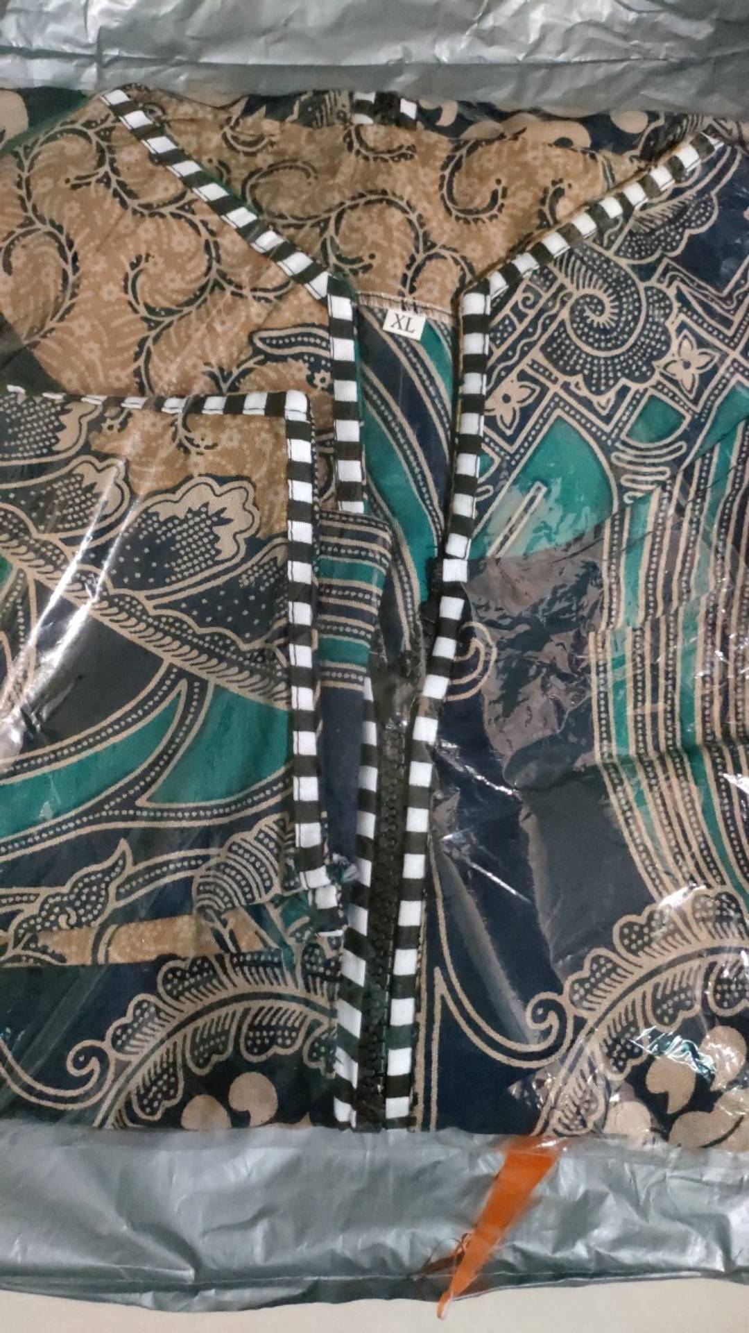 Couple Batik Tunik Modern Seragam Kerja Kantor Lengan Panjang