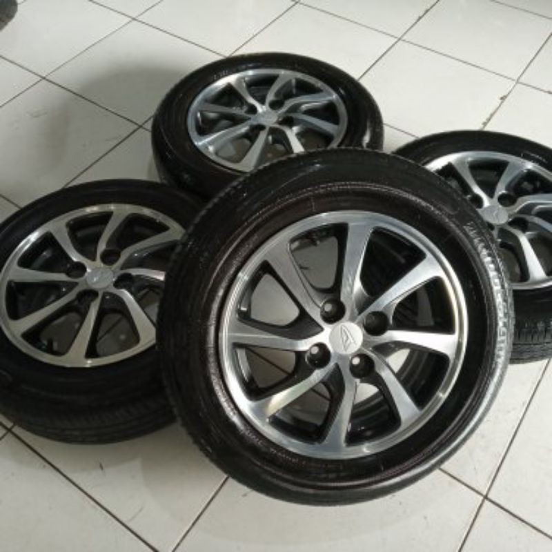 velg- pelek mobil  oem Daihatsu Sigra Ring 14+ban Bridgestone ecopia 175/65/14