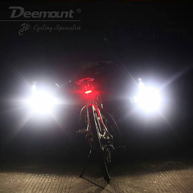 Deemount Lampu Belakang Sepeda LED Taillight Rechargeable Waterproof 120 Lumens - AQY-096