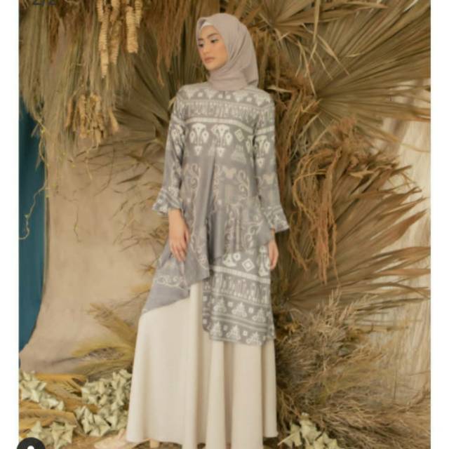 PRELOVED Cerana Tunik Wearing Klamby size L