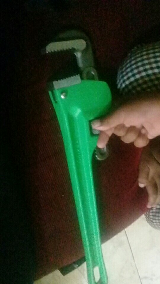 Kunci Pipa 14” Tekiro