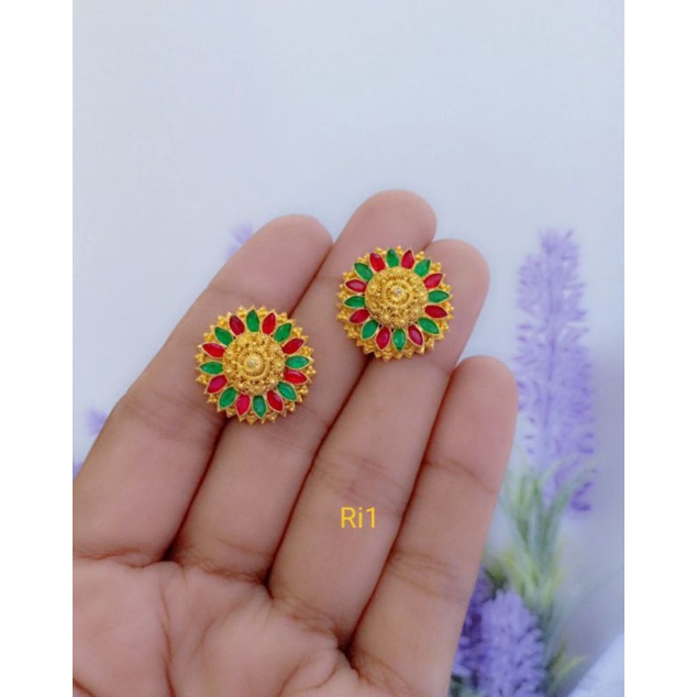 Giwang cantik seperti emas asli