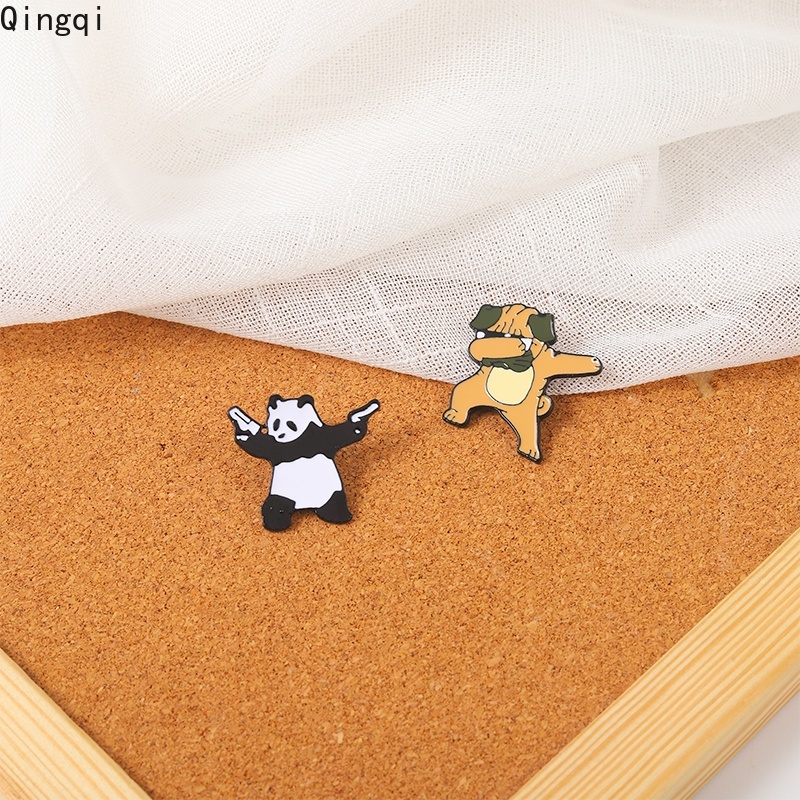 Bros Pin Enamel Bentuk Kartun Panda Anjing Lucu Untuk Hadiah Teman