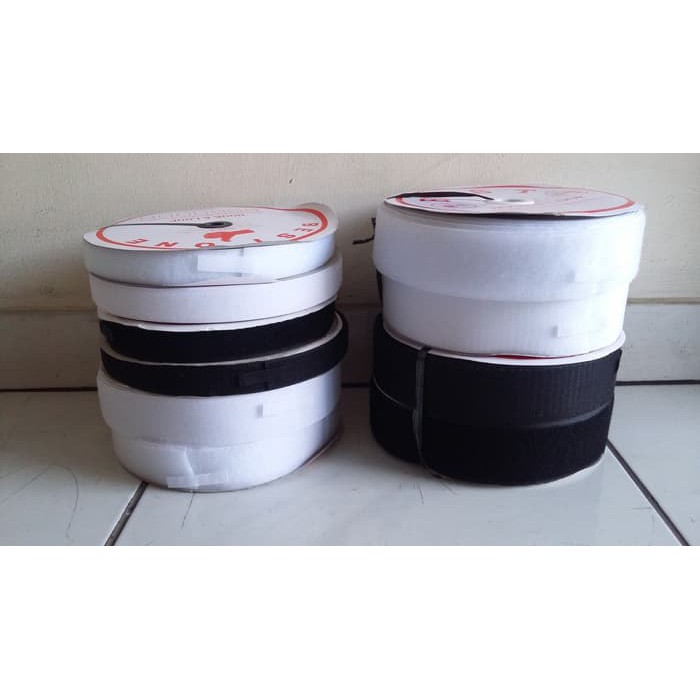 Magic Tape/Velcro/Fastner Tape/Pelekat  5 cm