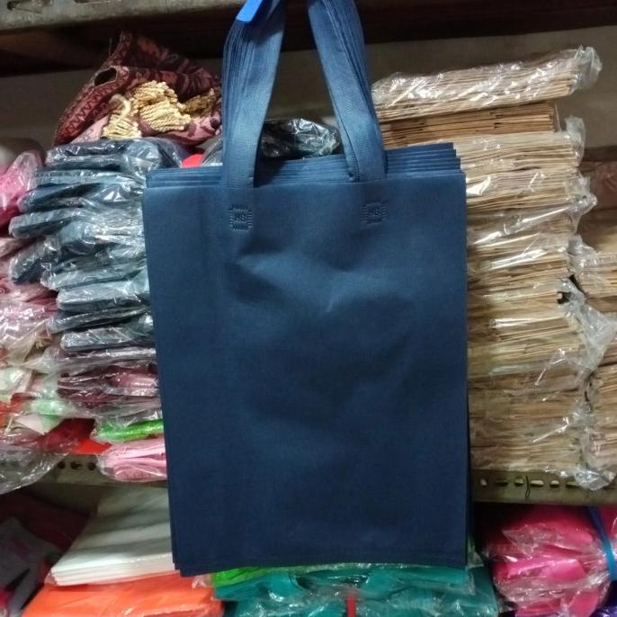 

Promo Bulan Ini Tas Sponbond 30X40 Polos Terlaris Gilaa!!!