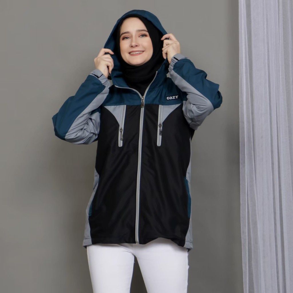 Jaket Parasut Wanita AMZ Cozy No Limit / Jaket gunung / Jaket Waterproof