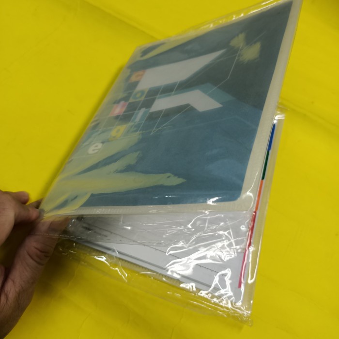 

Berkualitas Binder Loose Leaf A5 Bahan Plastik 20 Lubang Gilaa!!!