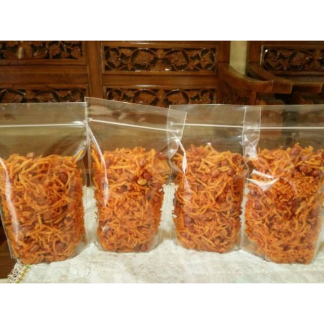 

(150grm) KERIPIK KENTANG MUSTOFA TERI MEDAN + KACANG PEDAS MANIS TANPA MICIN