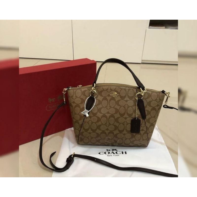 coach kelsey signature