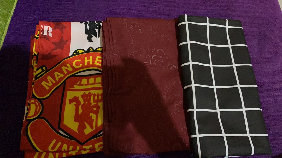 Sarung Bantal Cinta Bola