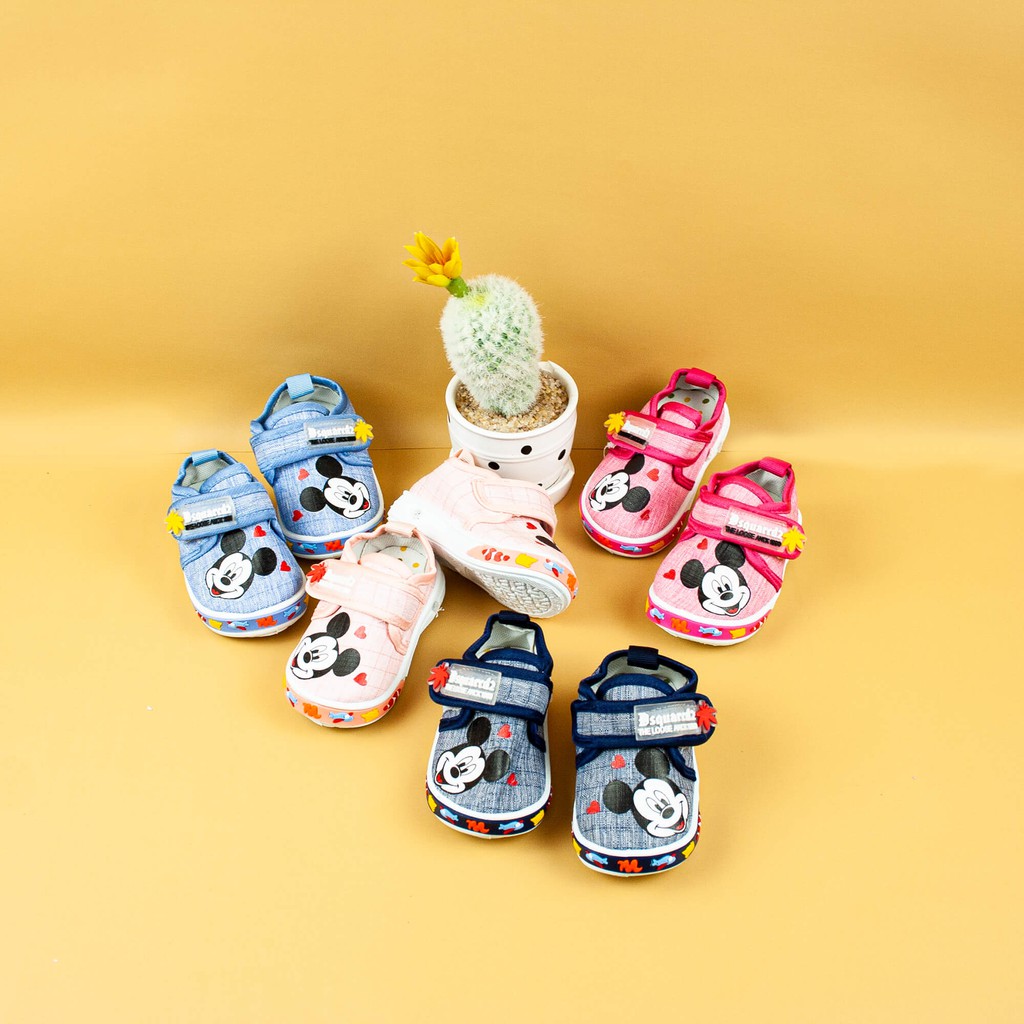 Sepatu bayi cit cit motif mickey mouse impor / sepatu baby bunyi cit cit / prewalker bayi