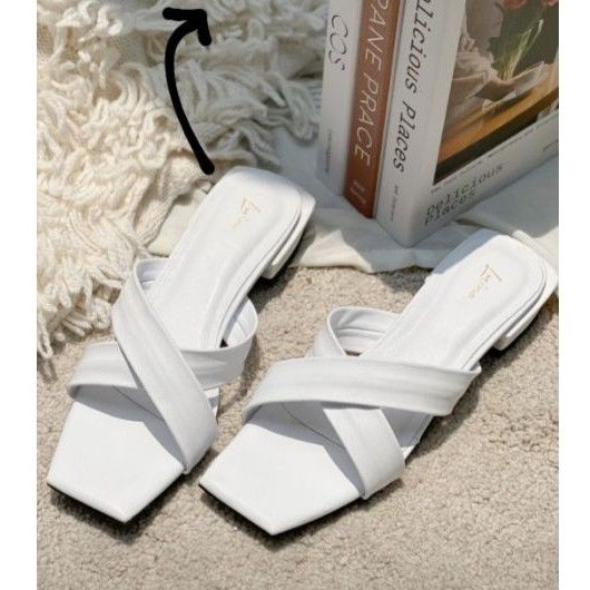 NEW NAILA SANDALS LUINO HANDMADE SHOES