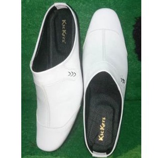 sepatu slop pria // sepatu habaib //hitam polos//putih polos