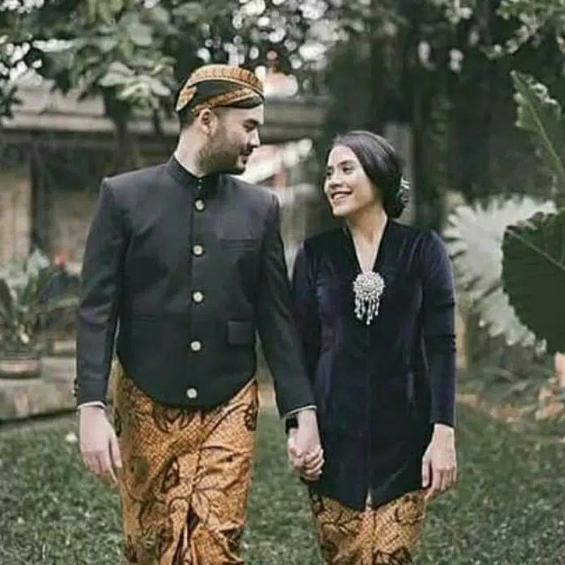 BESKAP SET KEBAYA BAJU PASANGAN ADAT JAWA WANITA PRIA PAKAIAN TRADISIONAL JOGJA CEWEK COWOK JARIK BL